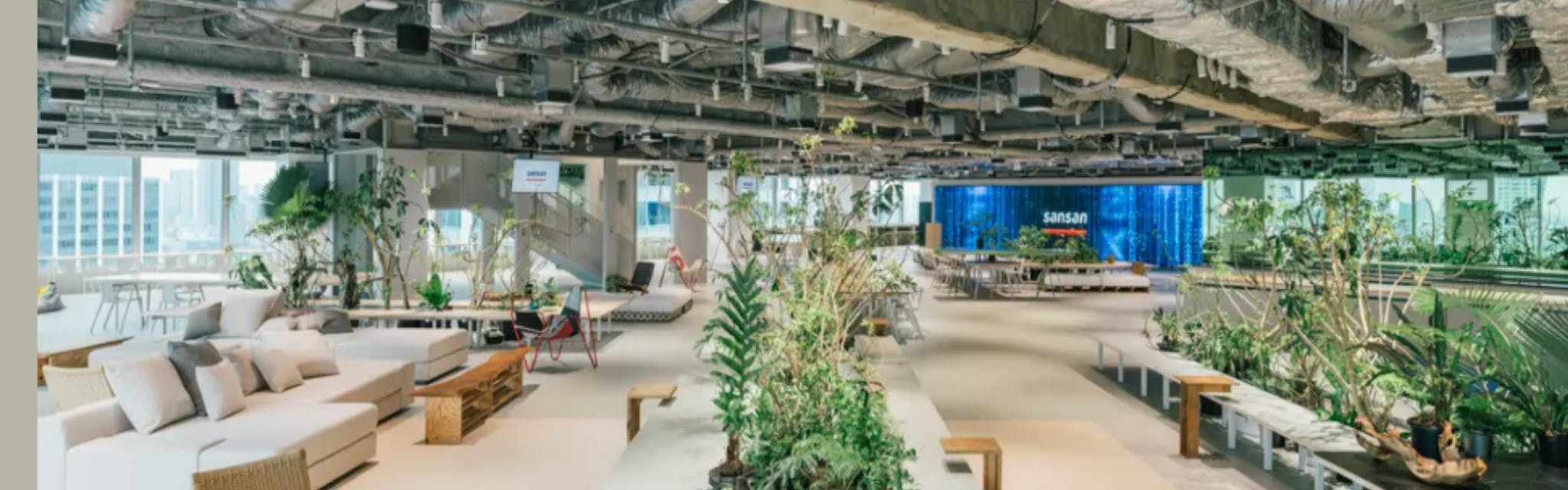 ログミー株式会社 - カバー画像